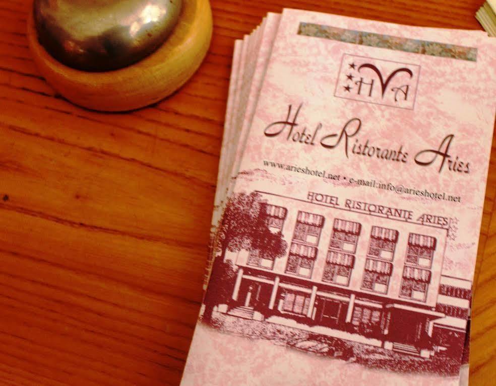 Aries Hotel Lesa Exterior photo